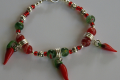 117_beaded-christmas-charm-bracelet