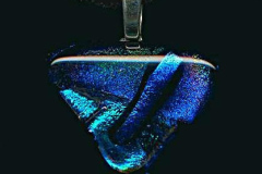 125_dichroic-fused-glass-pendant